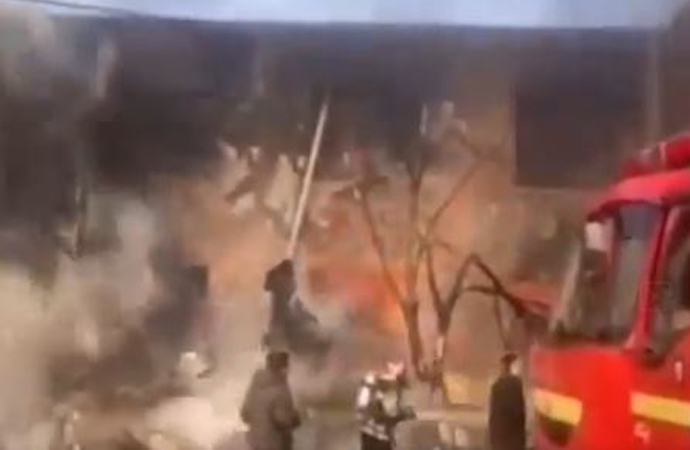 Ιράν: Πολεμικό αεροσκάφος κατέπεσε στην πόλη Ταμπρίζ – Τρεις νεκροί (Βίντεο)