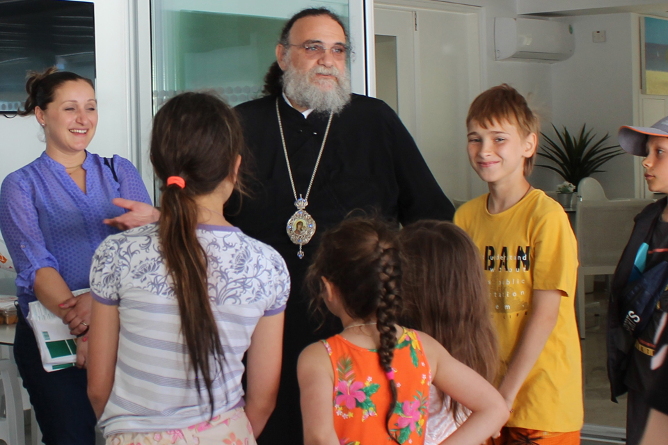 Ο Μητροπολίτης Ταμασού και Ορεινής θα συνεχίσει να στηρίζει τα 55 παιδιά από την Ουκρανία-Τι μας δήλωσε (Αποκλειστικό Βίντεο-Φώτο)