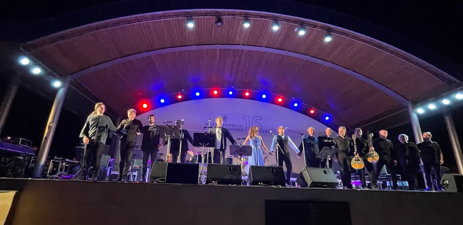 Μεγάλη συναυλία ορχήστρας Μίκη Θεοδωράκη στη Ιερά Μητρόπολη Ταμασού και Ορεινής (βίντεο)