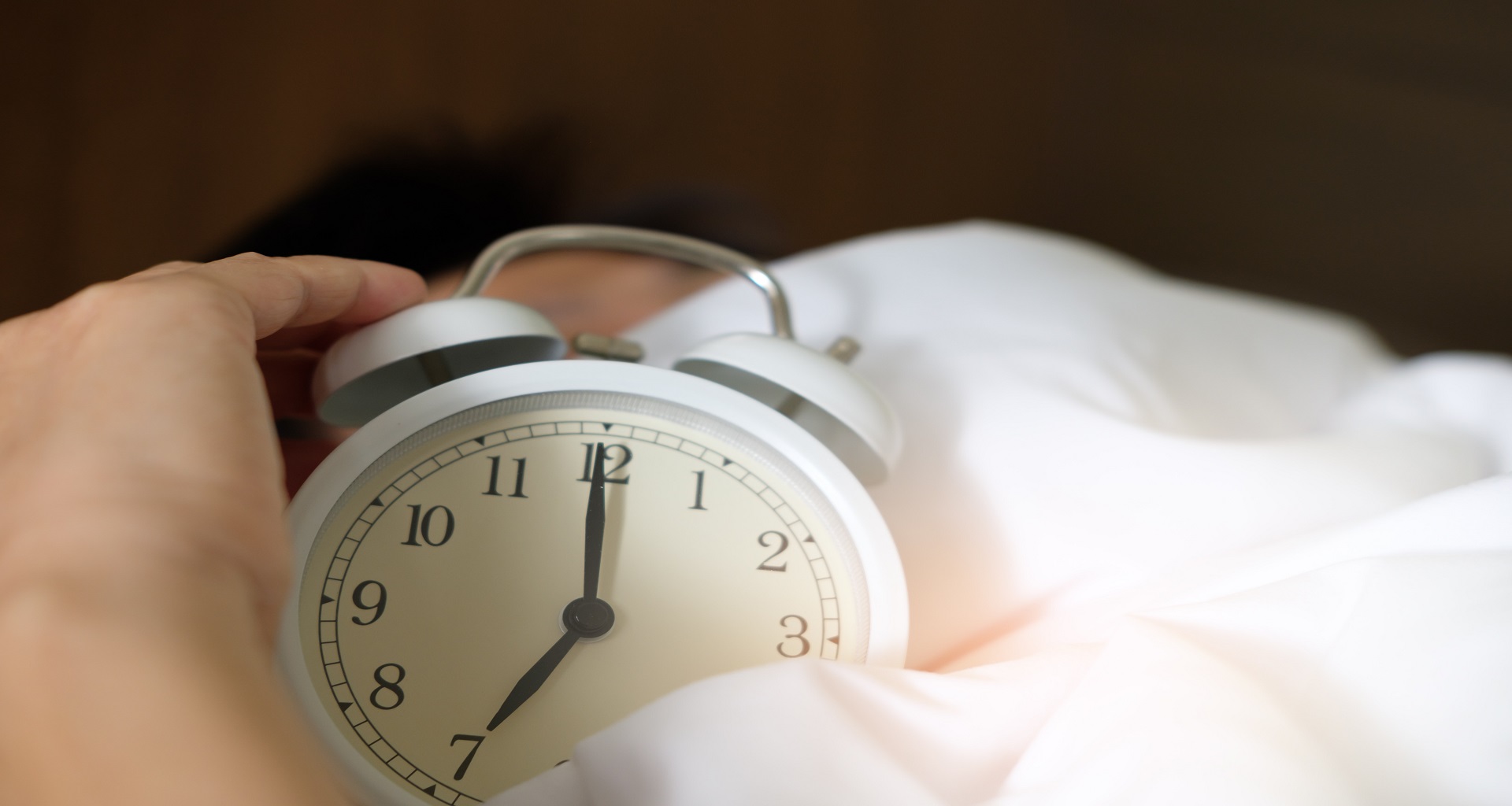 Επιστημονική Ερευνα: Πατάς και εσύ συχνά “αναβολή” στο ξυπνητήρι σου;