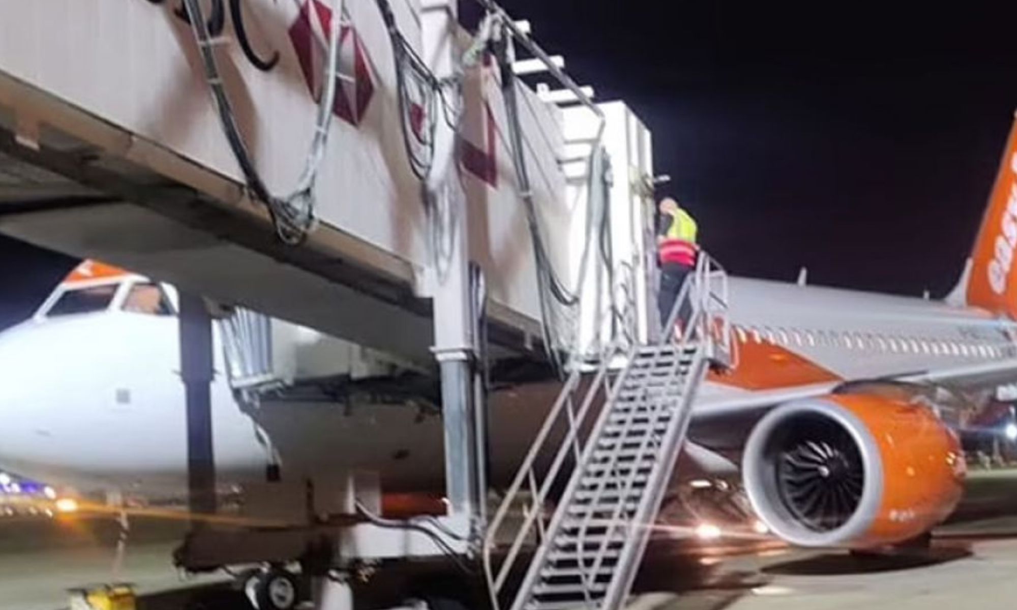 Αναστάτωση σε πτήση από Κύπρο: «Έσβησε» 55χρονος επιβάτης