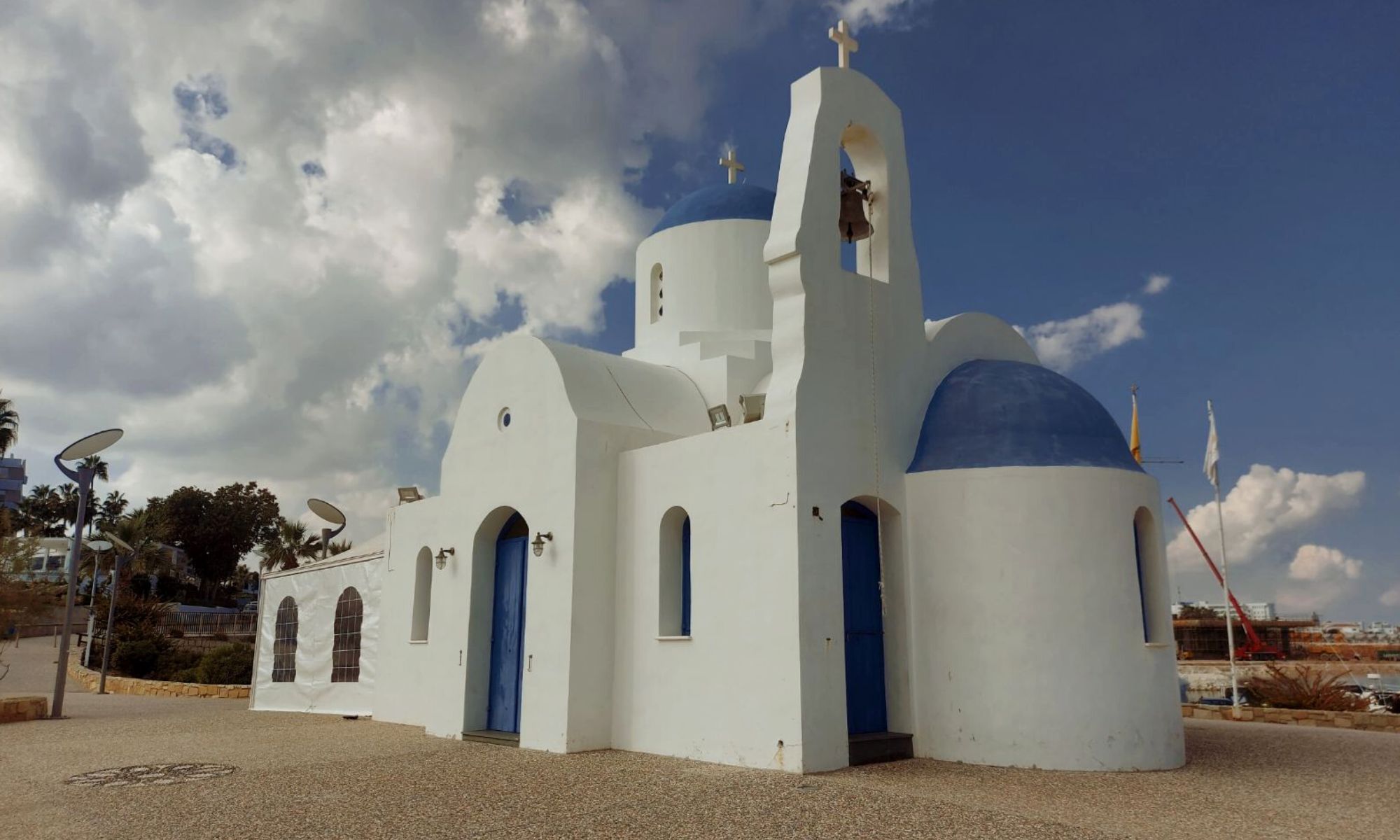 Άγιος Νικόλαος: Ένα γραφικό εκκλησάκι στον Πρωταρά (BINTEO)
