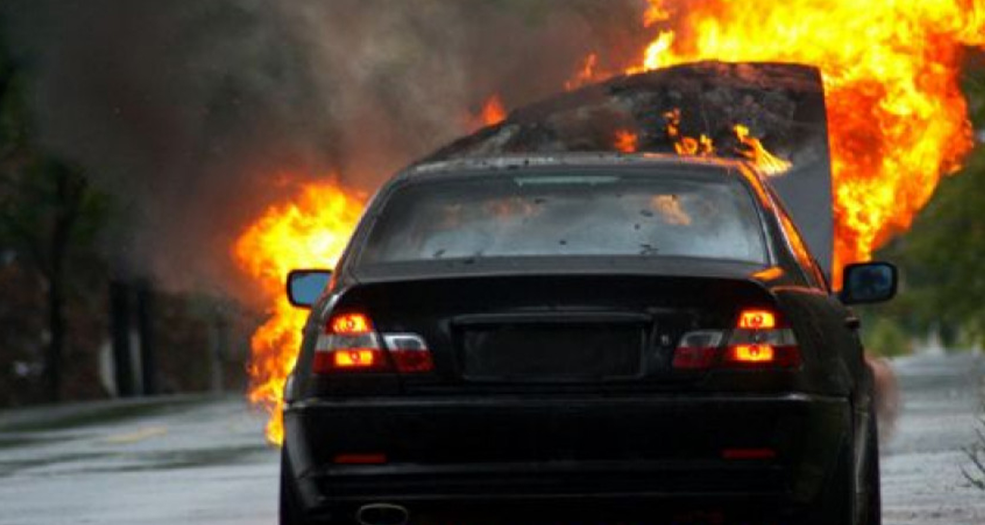 Αυτοκίνητο καταστράφηκε ολοσχερώς από πυρκαγιά στο Παραλίμνι