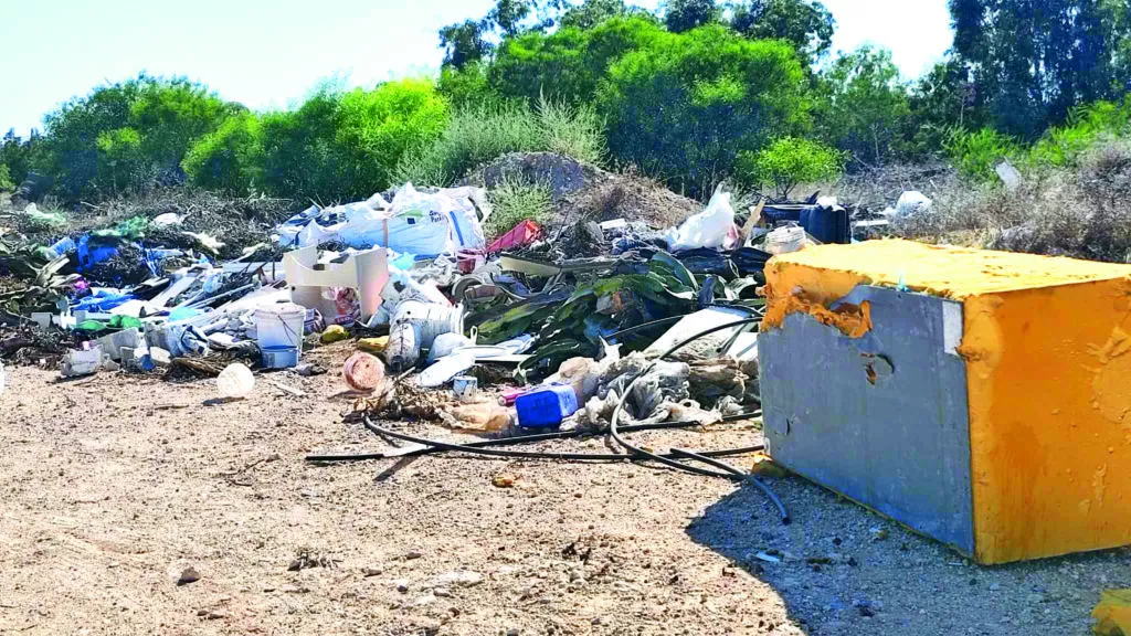 Εικόνες ντροπής στον ποταμό Λιοπετρίου – Μετέτρεψαν σε σκουπιδότοπο περιοχή Νatura