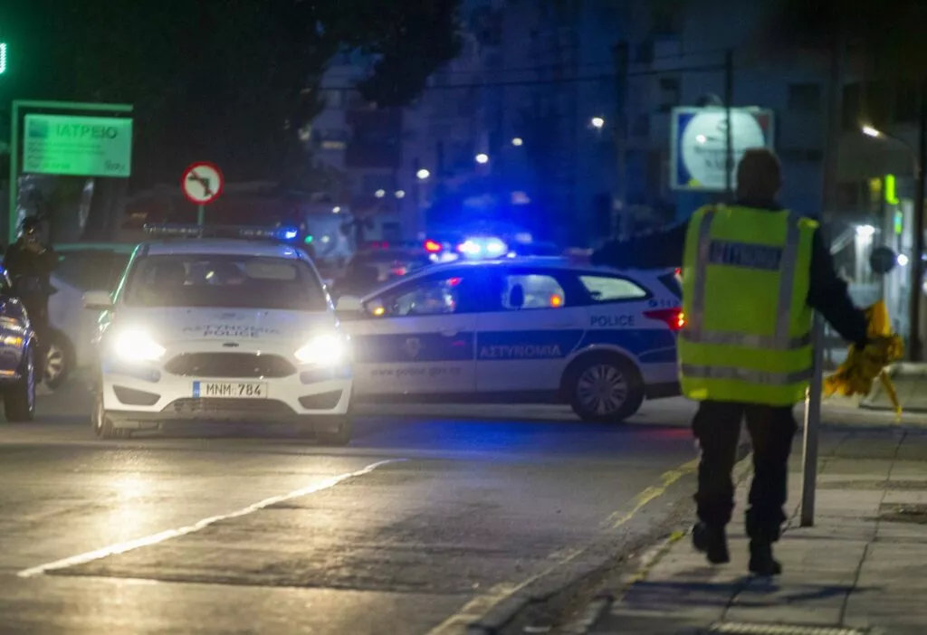 Προσπάθησε να διαφύγει από την Αστυνομία και έπεσε από μπαλκόνι τρίτου ορόφου