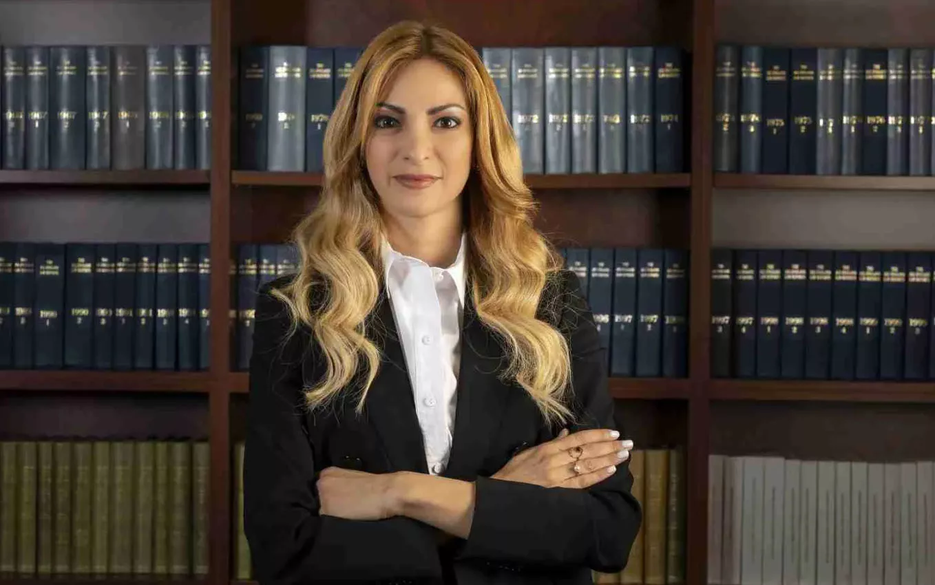 “Καρατομήθηκε” η δικαστής που άνοιξε τον φάκελο Νικολάου