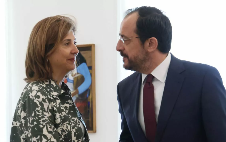 Επίσκεψη Ολγκίν στην Κύπρο – Συνάντηση με Χριστοδουλίδη τη Δευτέρα