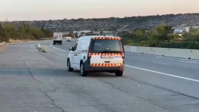 Η Νομική Υπηρεσία εξετάζει διαγραφή προστίμων από βαν καμερών στις πυρόπληκτες περιοχές