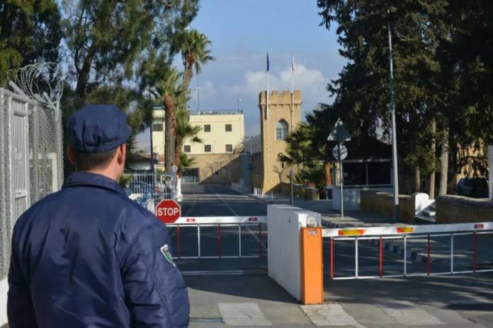 Οδηγός που χτύπησε και εγκατέλειψε ποδηλάτη στην Αγλαντζιά οδηγείται στη φυλακή