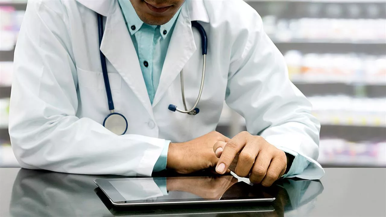 Πολίτες και νοσηλευτές καταγγέλλουν προσωπικό γιατρό – Σε εξέλιξη πειθαρχική έρευνα από ΟΚΥπΥ